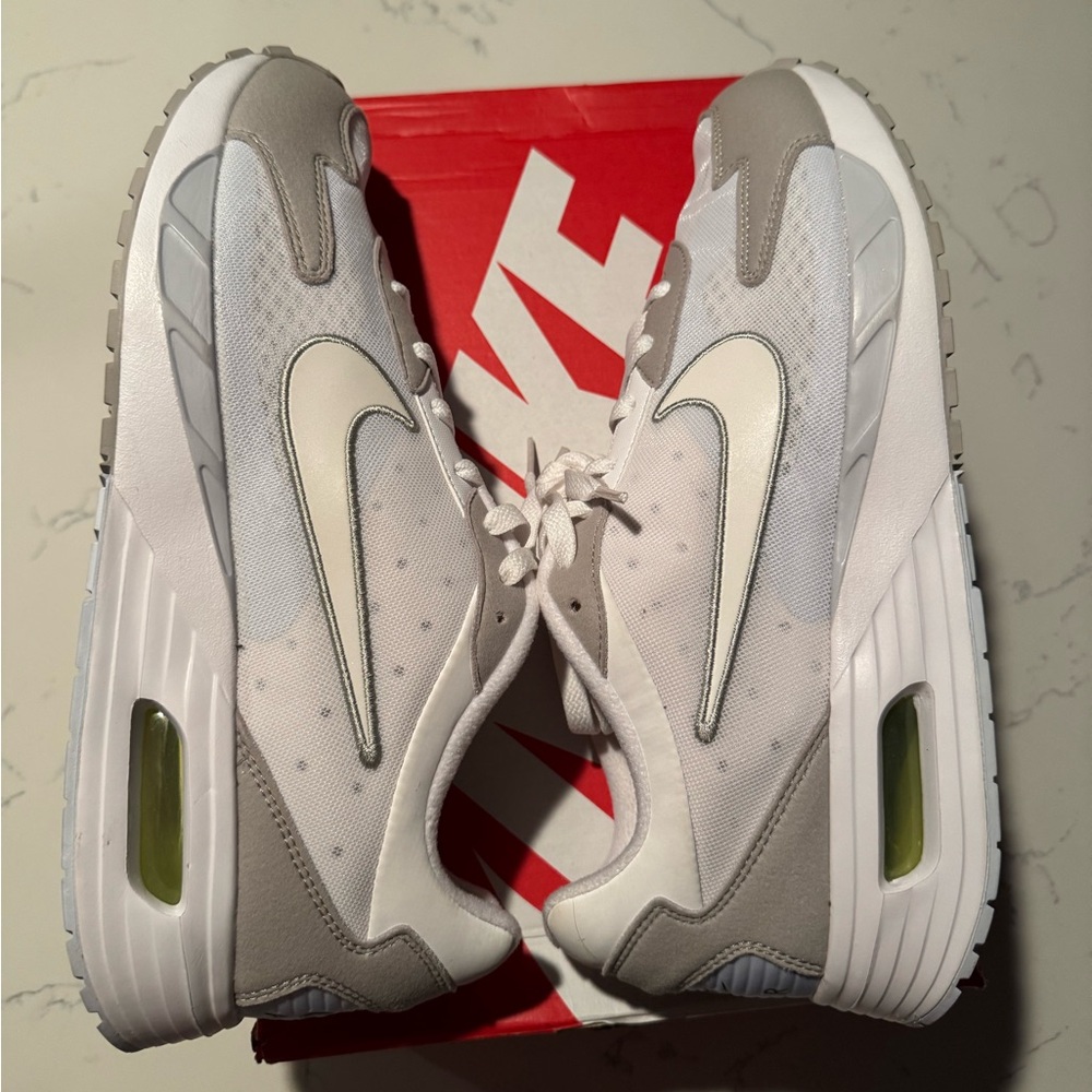 2023 Nike Air Max Solo Phantom